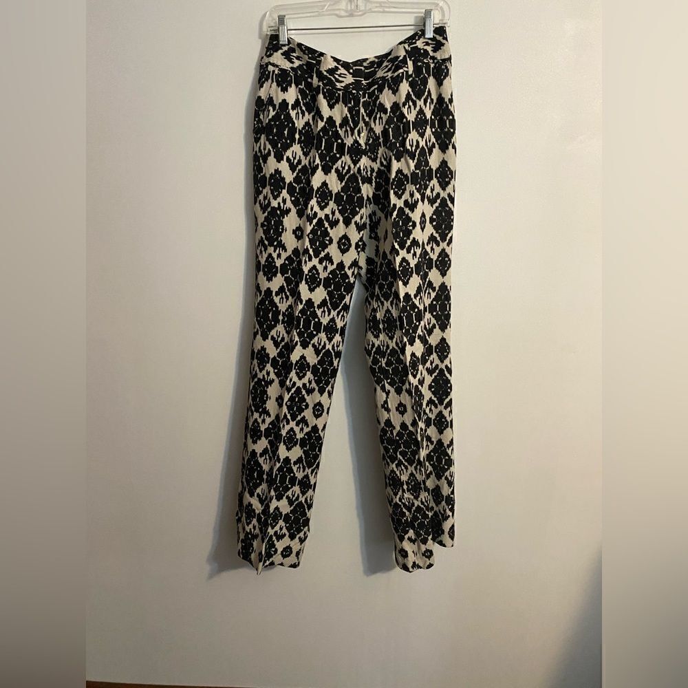 Ann Taylor Loft Black/White Linen blend Julie Trousers, size 4T